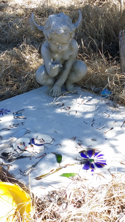 Angel headstone at Redfish Lake